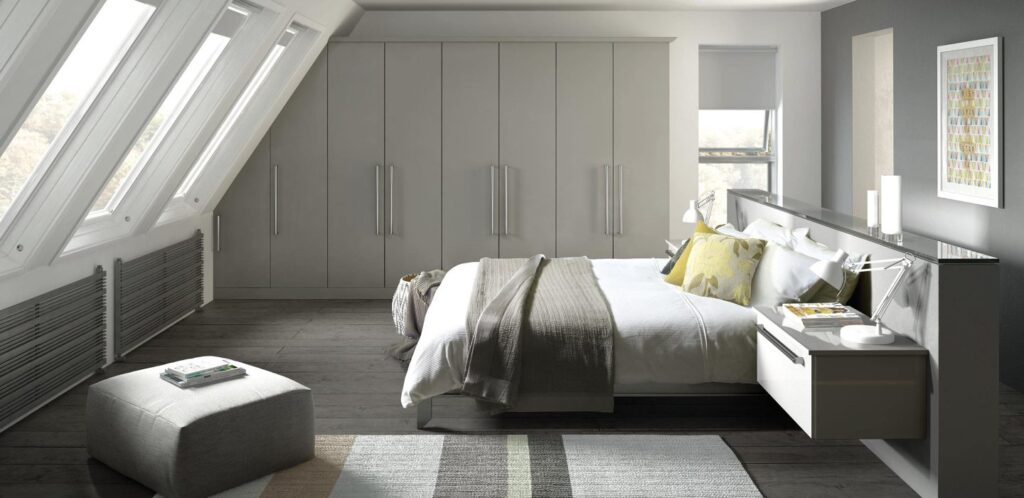 CGI_Bedroom_Edged_Phoenix_S1_Light-Grey_RGB-min-1440x700